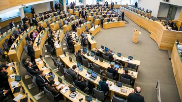 Предлагается снизить количество парламентариев в Сейме Литвы до 121
