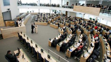 После послания президента Литвы оппозиция призвала правительство уйти в отставку