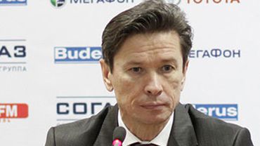 Лучшего тренера сборной России выгнали из КХЛ