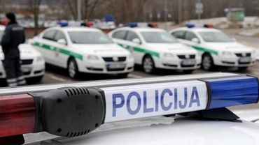 Литовская дорожная полиция создает \"черные\" списки лихачей-иностранцев
