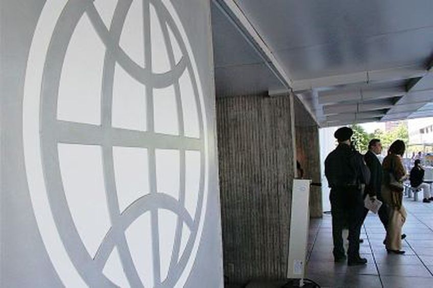 Всемирный банк понизил прогноз по росту мировой экономики на 2011 год