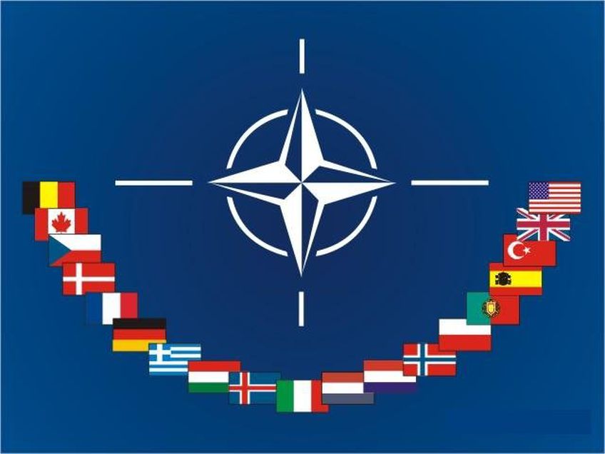 Как расширялась НАТО: геополитика и психология