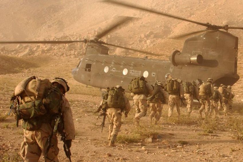 Война с талибами продлится еще 12—18 месяцев, заявил начальник Центрального командования ВС США
