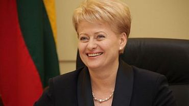 Президент Литвы с Ангелой Меркель наметят меры противодействия кризисам в экономике