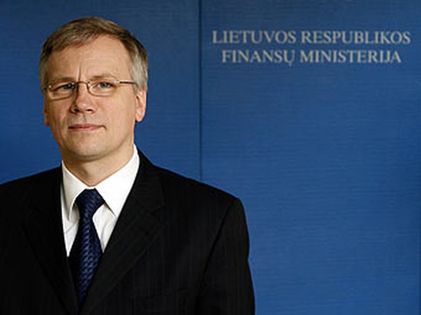 Министр финансов Литвы предсказал недобор налогов