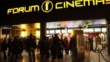Kino mylėtojams bilietai į kino teatrą per brangūs