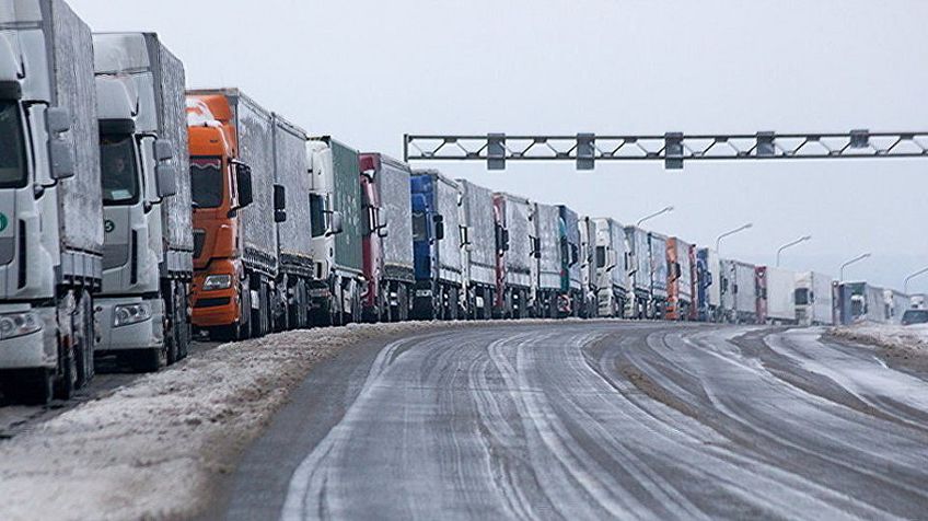 Очередь из грузовиков на белорусско-литовской границе сохраняется