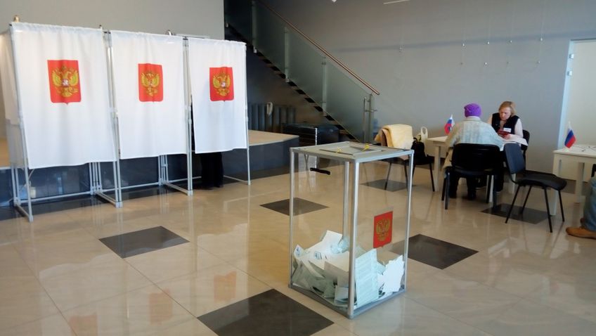 В избирательном участке в Висагинасе выстроилась очередь