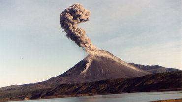 Исландцы планируют добывать топливо из вулкана