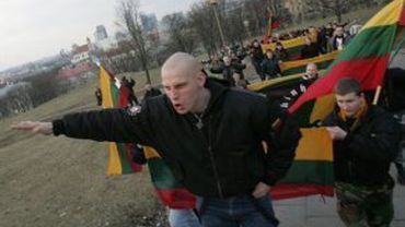 Чернокожая певица стала жертвой расистов в Литве