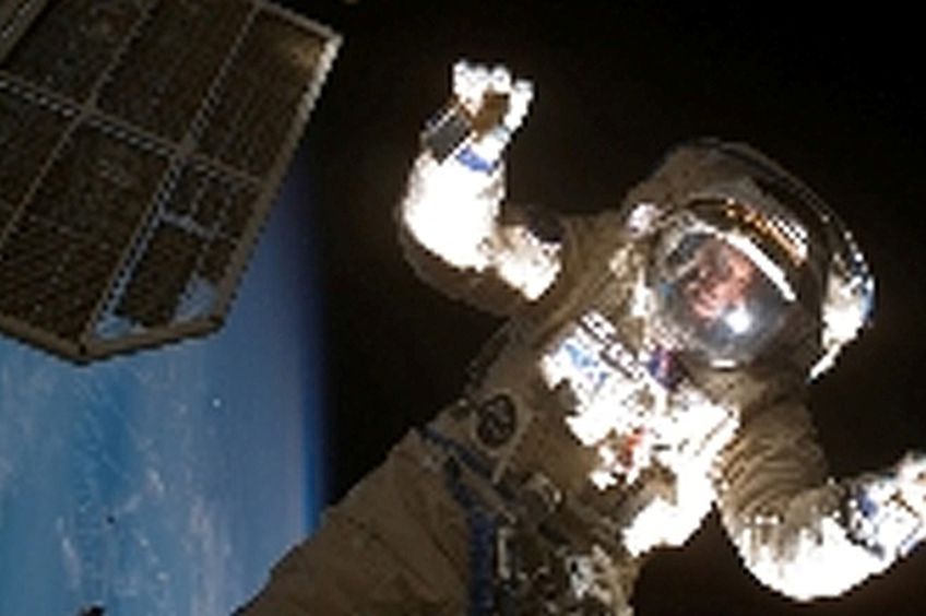 Туристы полетят в космос через два года                                          