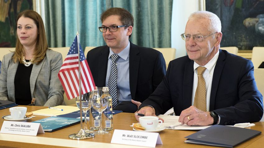 Lietuvoje lankosi įtakingo JAV analitikos centro „Atlantic Council" atstovai