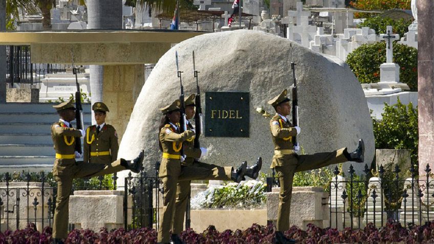СМИ: место захоронения Фиделя Кастро начали готовить за десять лет до его смерти