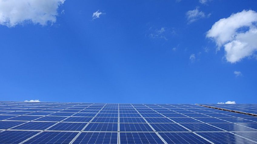 Toksika начинает строительство парка солнечных панелей в Шяуляйском районе