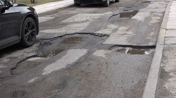 Начался ямочный ремонт дорог