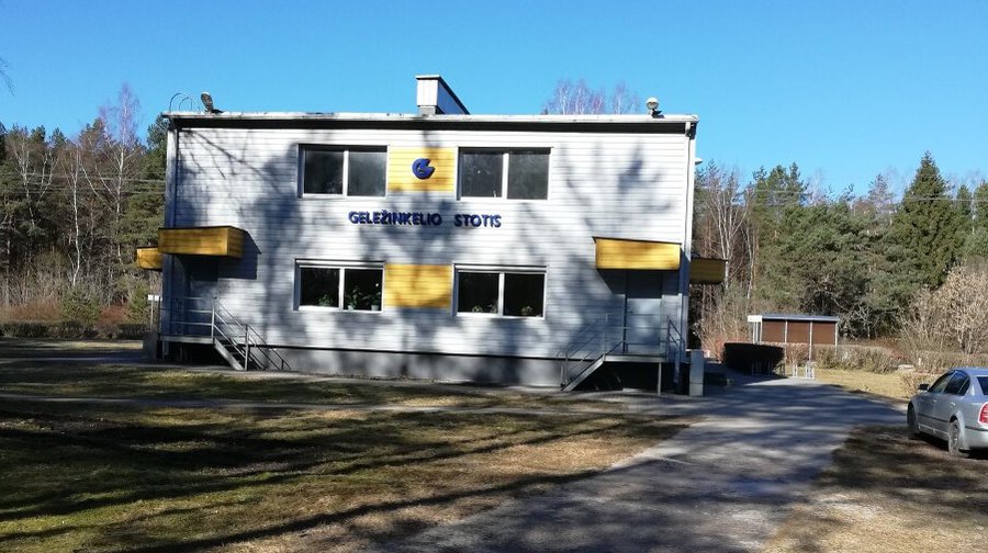 При ж/д вокзале планируется сделать автостоянку. Вносите свои предложения! - В Висагинасе