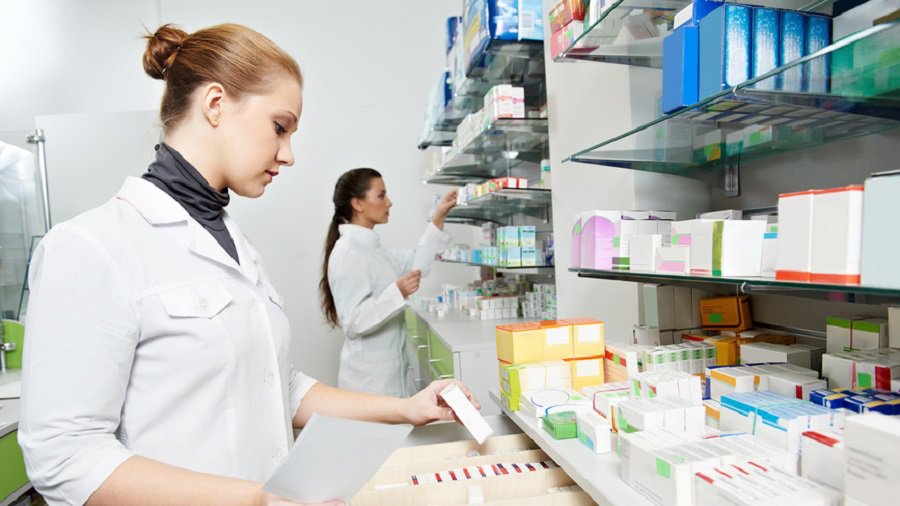Минздрав вводит для фармацевтов переходный период и не будет наказывать денежными штрафами - Литва и страны Балтии