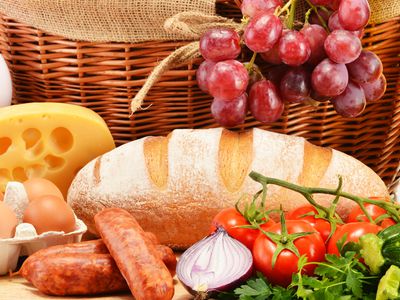 Продукты иногда дешевеют и в Литве - Литва и страны Балтии