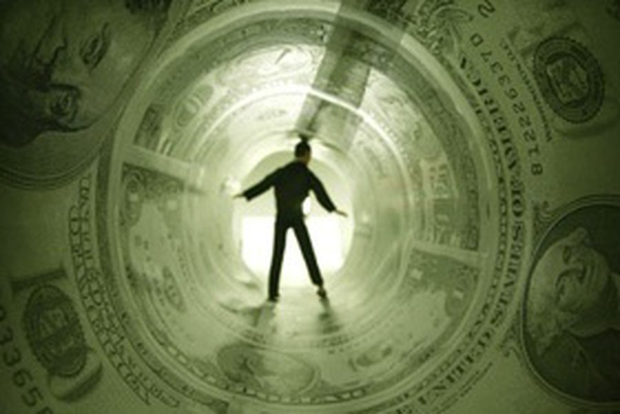 Американская пирамида устояла. Надолго? - В Мире