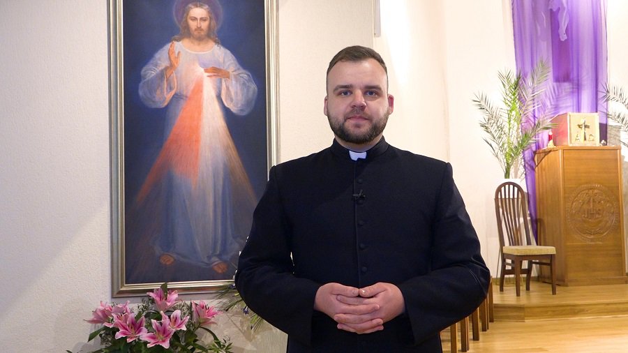 Kunigo Edgardo Jano Šostako sveikinimas su Šv. Velykomis (video)