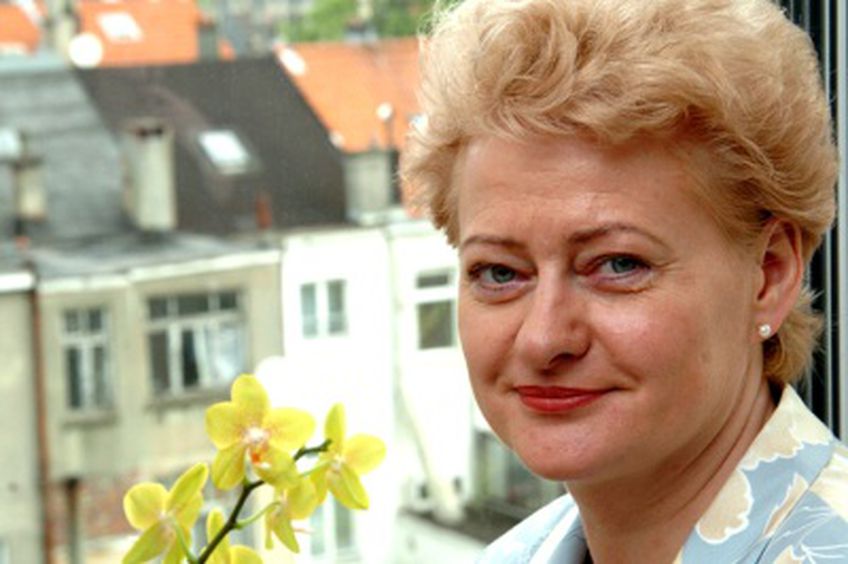 D. Grybauskaitė ir toliau vertinama palankiausiai