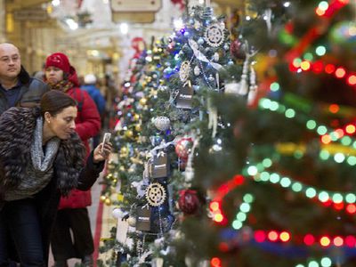 Блеск, мишура, быстрая музыка и другие причины импульсивных покупок - Это интересно