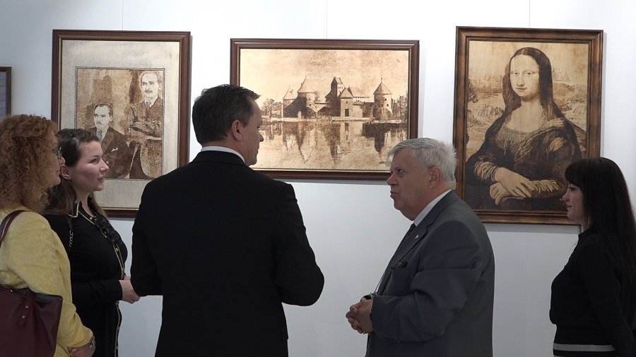 Портрет Моны Лизы – в Висагинасе (видео) - В Висагинасе