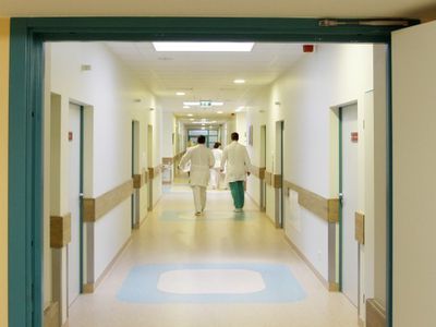 Без права на болезнь                                                                                                 - Литва и страны Балтии