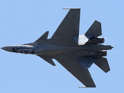 Пентагон сообщил о перехвате российским Су-30 патрульного самолета США над Черным морем - В Мире