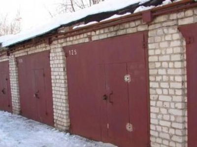 В гараже  — склад боеприпасов                 - Происшествия и криминал