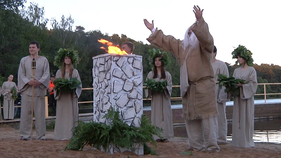 Иванов день в этом году — без традиционного костра (добавлено видео) - В Висагинасе