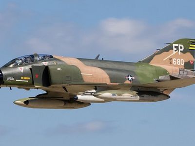 СМИ: в Японии при попытке взлета загорелся истребитель ВВС - В Мире