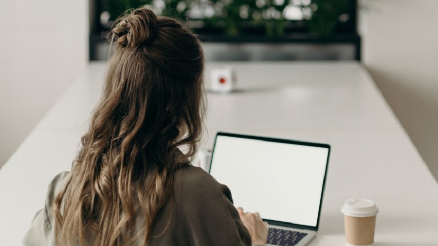 В прошлом году 9 из 10 домохозяйств имели доступ к интернету - Литва и страны Балтии