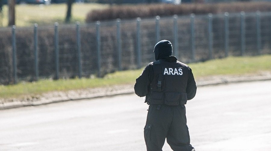 Pranešta apie bombą Vilniaus Santaros gimnazijoje - Lietuva ir Baltijos šalys