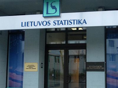 Почти каждый третий мужчина и каждая четвертая женщина никогда не состояли в браке, каждый восьмой житель страны разведен - Литва и страны Балтии