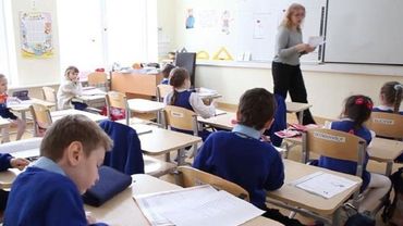 Литовские учителя недовольны введением этатной оплаты труда