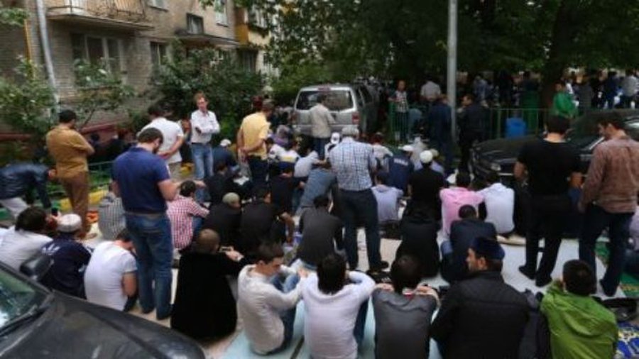 Лагеря для нелегалов откроют по всей России - В Мире