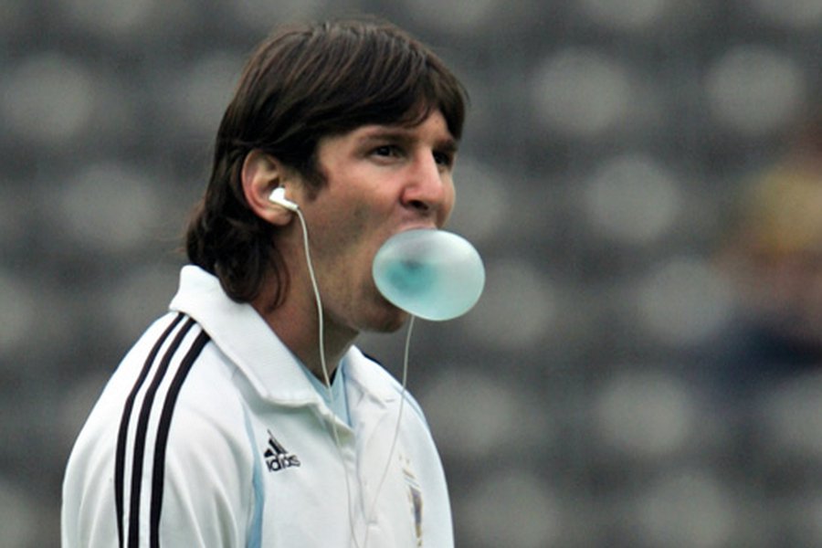 Назван самый дорогой футболист мира - Культурные и спортивные мероприятия