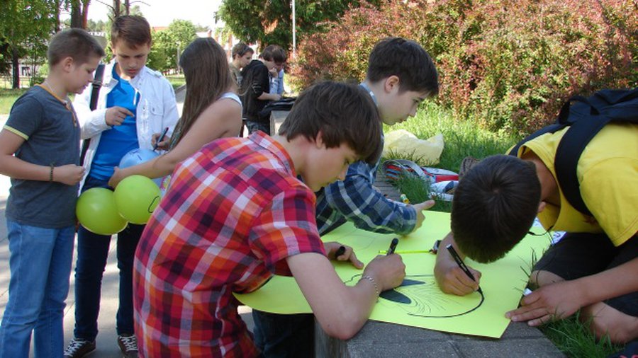 Прошла акция «Международный день без табака» - В Висагинасе