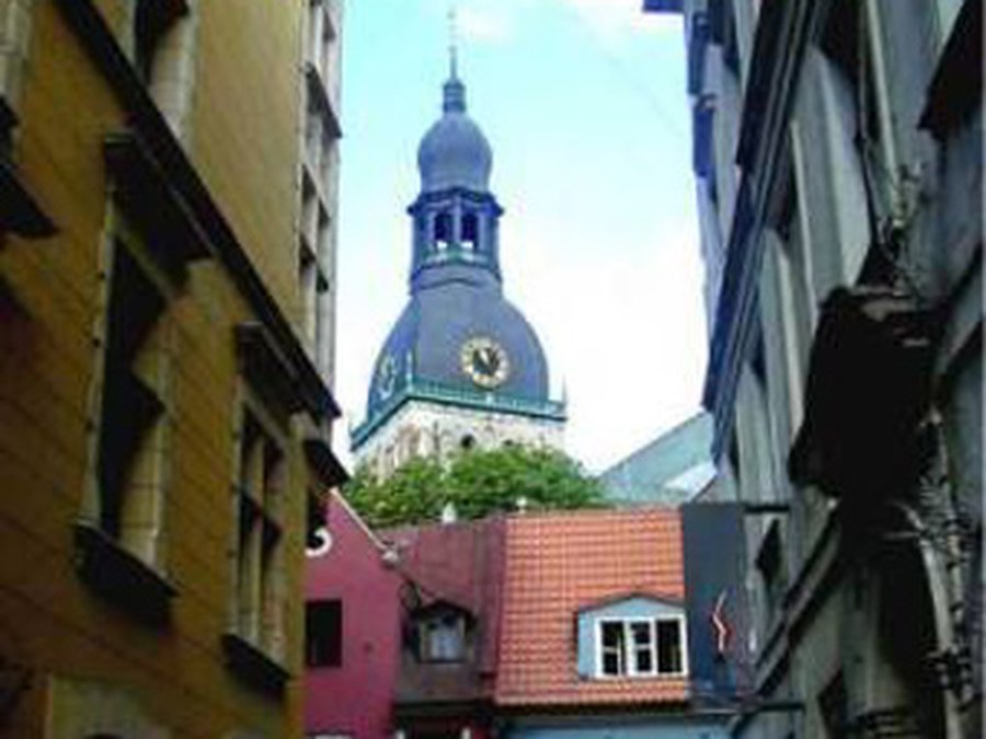 В Риге приостановлено строительство небоскребов - Литва и страны Балтии