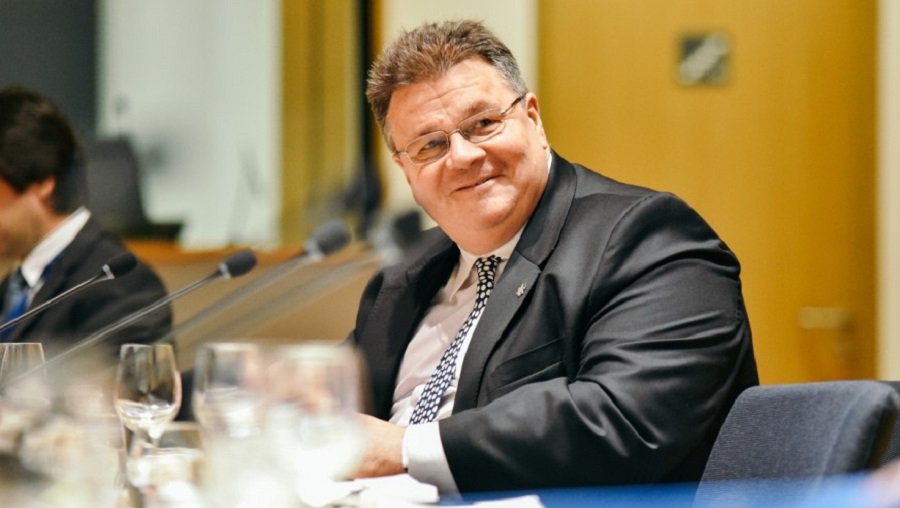 Л.Линкявичюс спокоен за В.Зеленского: не возникло никаких сомнений, что он пойдет на уступки России - Литва и страны Балтии