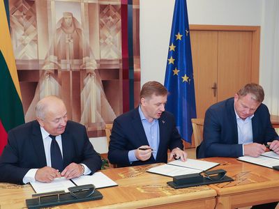 Сотрудничество своими подписями подтвердили лидеры 3 парламентских фракций - Литва и страны Балтии