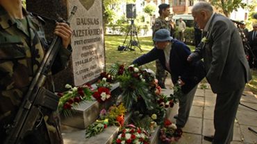В Латвии открыли памятник бойцам Латышского добровольческого легиона СС