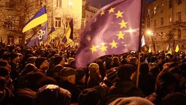 Демонстранты перекрыли вход в кабмин Украины