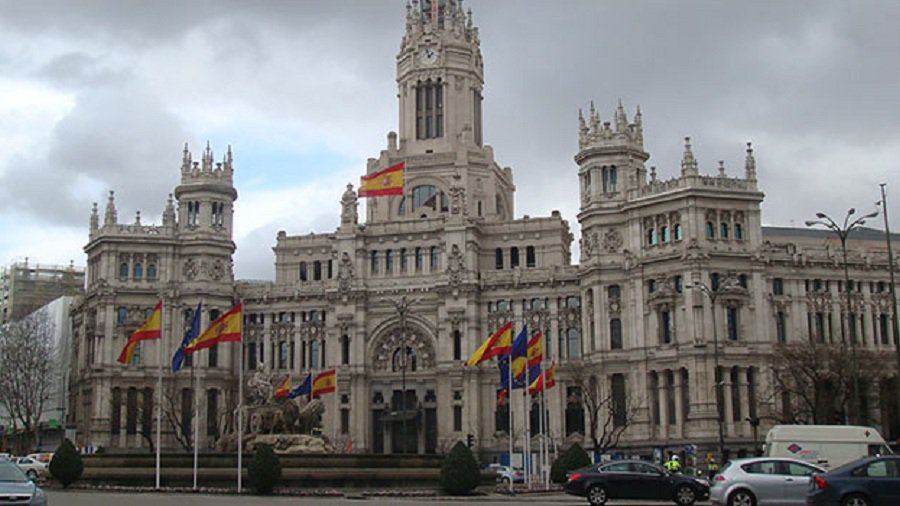 Председатель правления Центробанка пригласил испанский коммерческий банк в Литву - Литва и страны Балтии