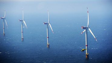 Установку ветряных мельниц в море одобряет больше половины жителей Литвы