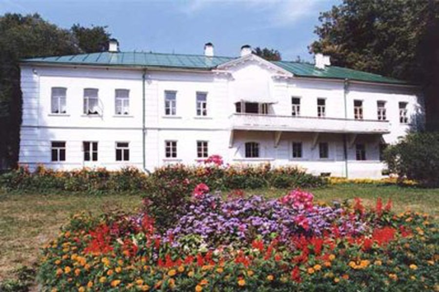 Приглашаем на экскурсию в Россию
                 - В Висагинасе