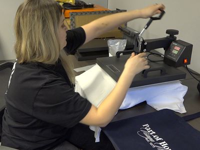 Работа кипит. В инновационном кластере действуют новые мастерские (видео) - В Висагинасе