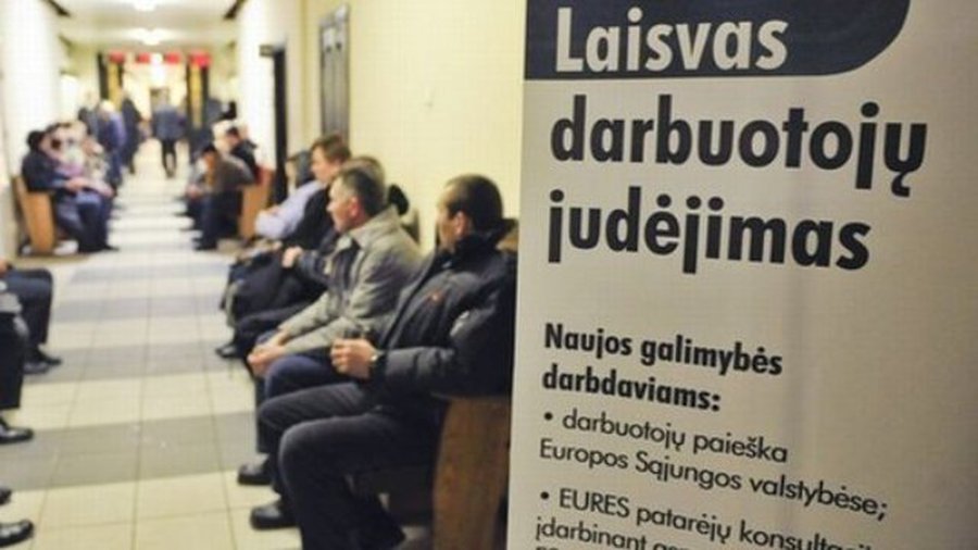 Недовольных сменят иностранцы - Литва и страны Балтии