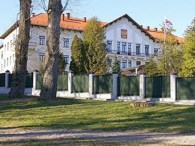 Сквер у российского посольства в Вильнюсе назовут именем Немцова - Литва и страны Балтии